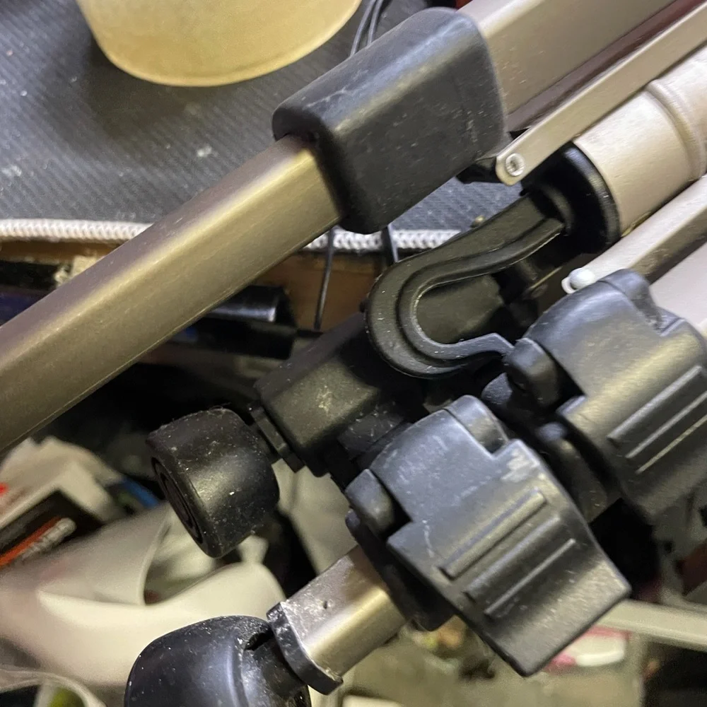 Camera tripod with extendable legs ,